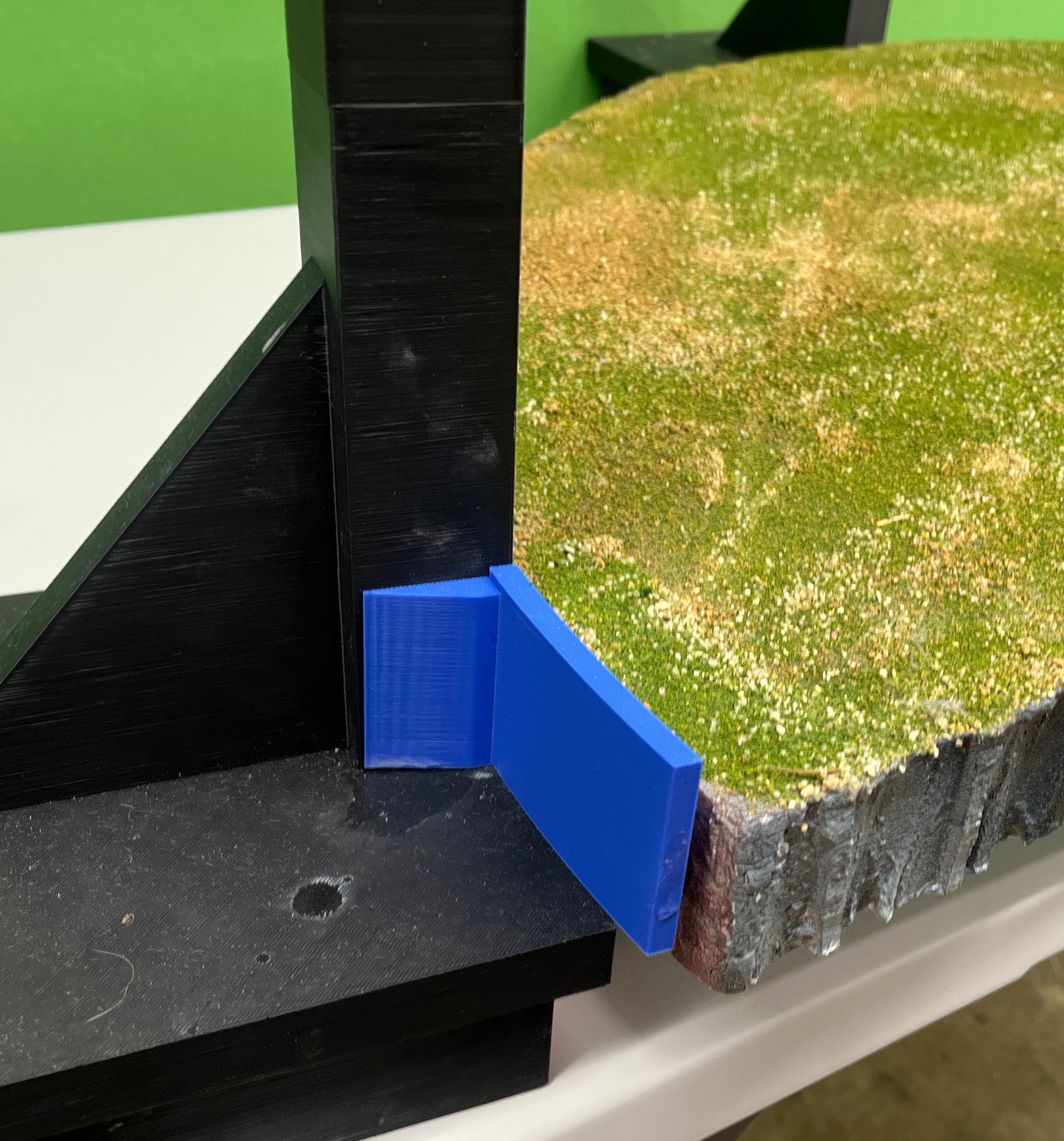 Mini-PhotoBooth: 3D Printable design with 8 2D Printable Backdrops (Digital Product)