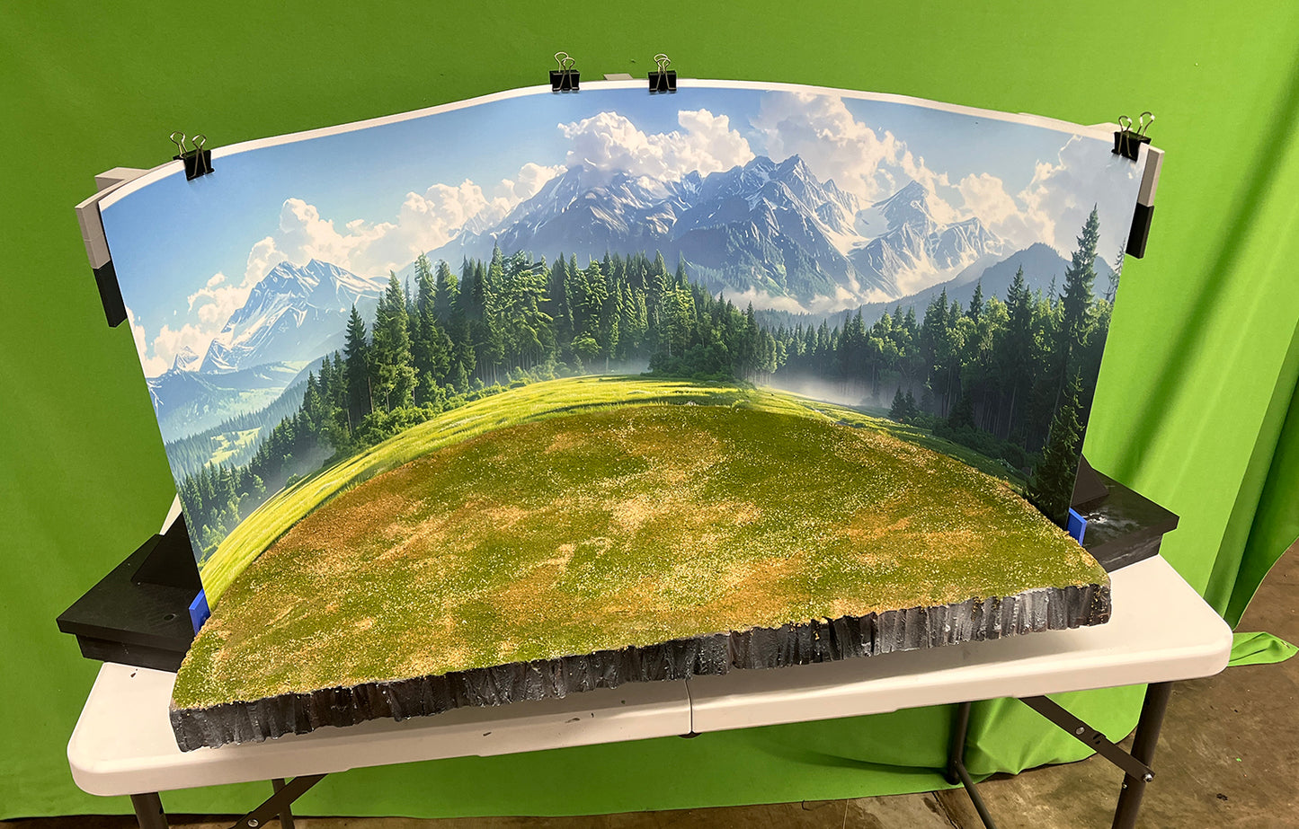 Mini-PhotoBooth: 3D Printable design with 8 2D Printable Backdrops (Digital Product)